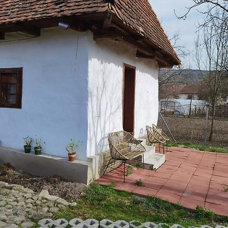 SóVárLak Sarateni Exterior foto